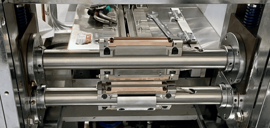 Sealing Jaw Knife and Anvil Installation on a Flow Wrapper